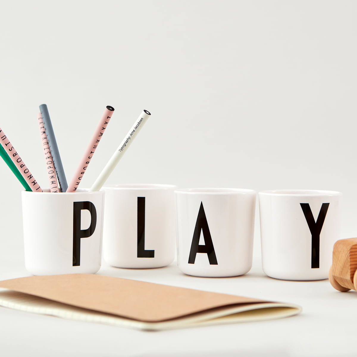 C Kids Becher - AJ Melamin Becher - Design Letters – Bild 1