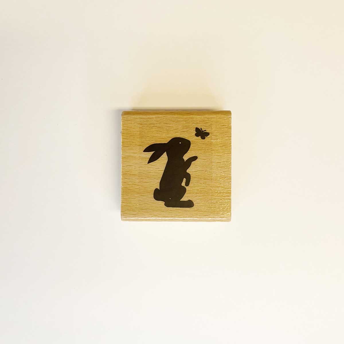 Hase mit Schmetterling - Stempel - Allernixe – Bild 1